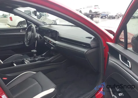 2025 Kia K5 Gt-Line z USA, uszkodzony, nr VIN KNAG64J78S5327832